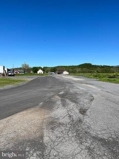 /international/us/105-walnut-street-moorefield-wv-110099078578/?lang=fr