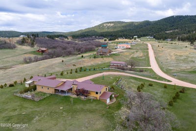 /international/us/17-longabaugh-sundance-wy-110107872730/