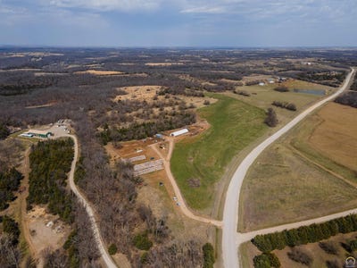 /international/us/marion-rd-perry-ks-110107038652/