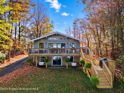 /international/us/1010-crystal-lake-boulevard-fell-twp-pa-110102255764/