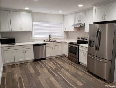/international/us/1013-e-appleton-long-beach-ca-110105959187/