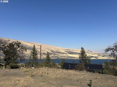 /international/us/4545-basalt-st-thedalles-or-110109889990/