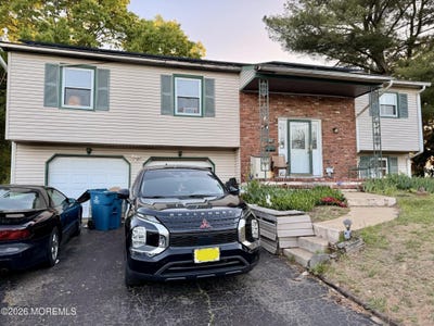 /international/us/44-s-longview-road-howell-nj-110108118493/