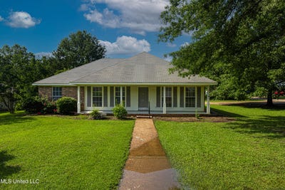 /international/us/114-fox-meadow-drive-brandon-ms-110108447828/
