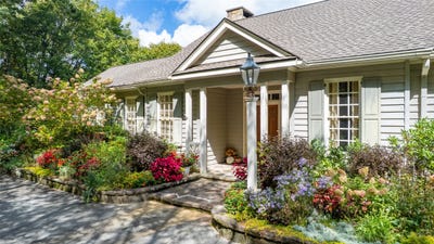 /international/us/289-lower-brushy-face-road-lot-58a-highlands-nc-110120769269/