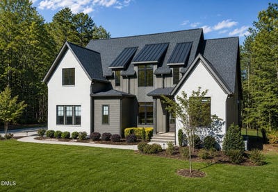 /international/us/8008-wexford-waters-lane-wake-forest-nc-110108507534/