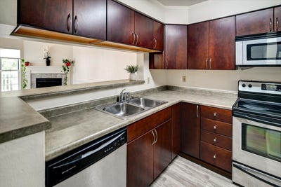 /international/us/901-harbor-house-drive-madison-wi-110101456771/