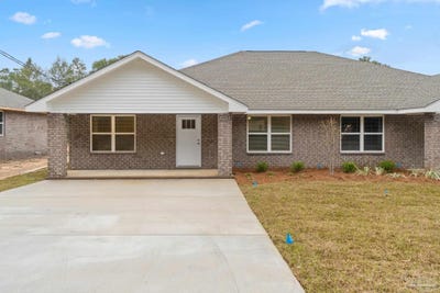 /international/us/6868-6870-trailride-n-milton-fl-110100899876/