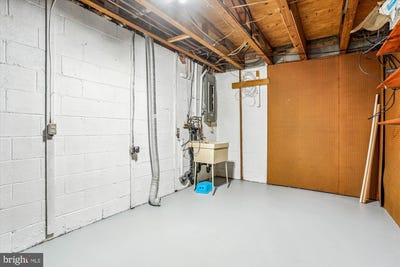 /international/us/3026-seminole-road-woodbridge-va-110101047247/