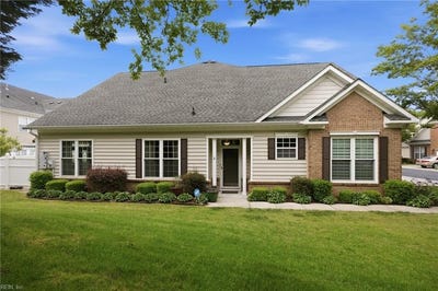 /international/us/409-fieldstone-glen-way-virginia-beach-va-110108250448/