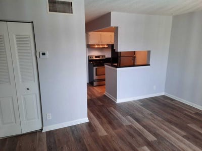 /international/us/1500-n-congress-avenue-west-palm-beach-fl-110108585295/