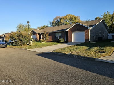 /international/us/736-spring-park-road-knoxville-tn-110103184327/