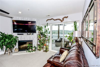 /international/us/75-cedar-heights-lane-camdenton-mo-110107388991/
