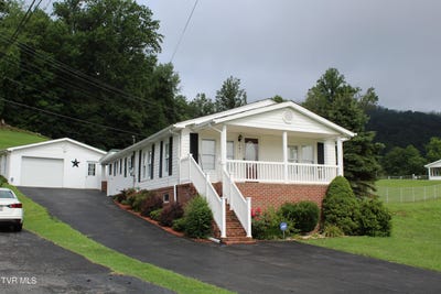 /international/us/791-north-kentucky-street-pennington-gap-va-110100594646/