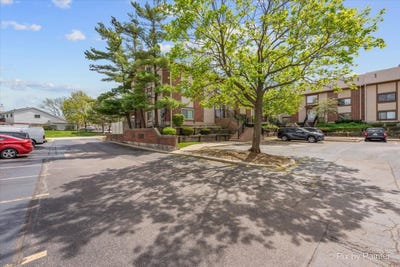 /international/us/399-wilmington-drive-bartlett-il-110107539659/