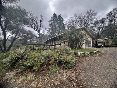 /international/us/50330-road-426-oakhurst-ca-110098354776/