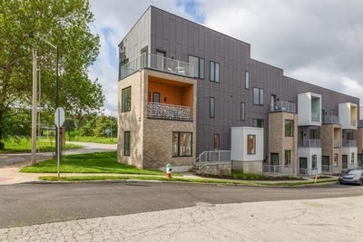 /international/us/1033-pacific-street-kansas-city-mo-110099149321/
