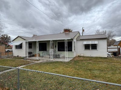 /international/us/464-e-jefferson-st-burns-or-110103381272/