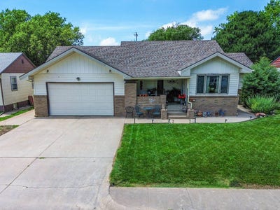 /international/us/317-freeman-ave-oakley-ks-110100309214/