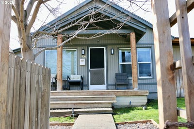 /international/us/400-w-6th-st-thedalles-or-110106801841/