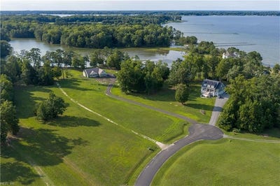 /international/us/rivercreek-drive-cobbs-creek-va-110119517794/