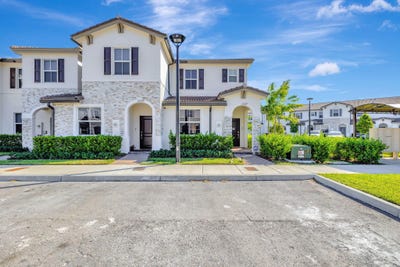 /international/us/12227-nw-23rd-path-miami-fl-110096198905/