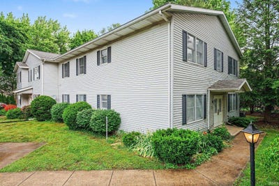 /international/us/1728-manor-haus-court-goshen-in-110108692852/