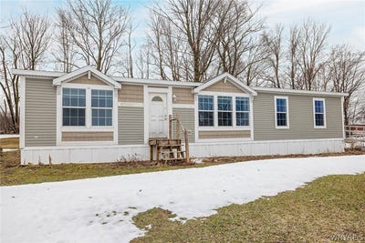 /international/us/9771-harper-road-darien-center-ny-110106280516/