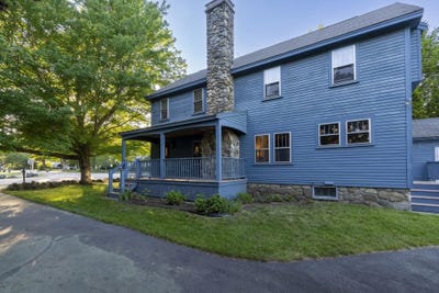 /international/us/259-mill-road-hampton-nh-110108711641/