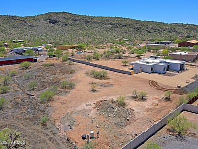 /international/us/1285-e-hohokam-lane-new-river-az-110100331526/?lang=en