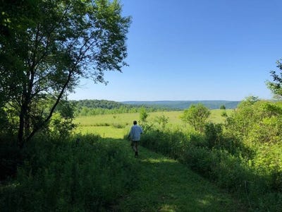 /international/us/204-valley-view-road-smyrna-ny-110106728890/