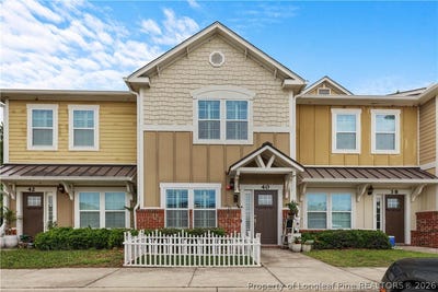/international/us/40-hunter-s-run-avenue-pembroke-nc-110108582361/