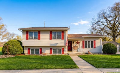 /international/us/714-quincy-street-waterloo-ia-110106843508/