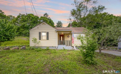 /international/us/66-gifford-avenue-windham-ct-110108390521/