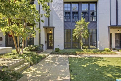 /international/us/2339-s-1st-avenue-birmingham-al-110110300384/