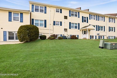 /international/us/194-sawmill-road-brick-nj-110104577309/