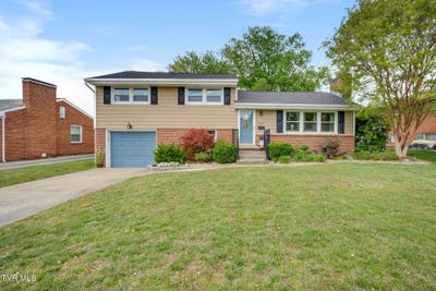 /international/us/2217-swannanoa-avenue-kingsport-tn-110107319018/