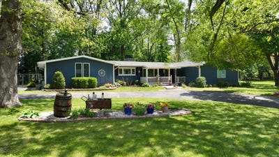 /international/us/523-s-western-loop-monticello-in-110108018599/