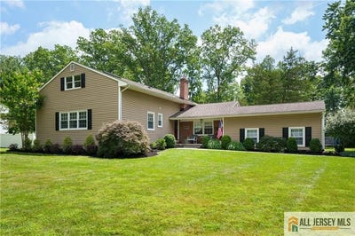 /international/us/11-taylor-road-south-brunswick-nj-110101088533/