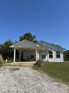 /international/us/3011-county-road-204-tiplersville-ms-110107750951/