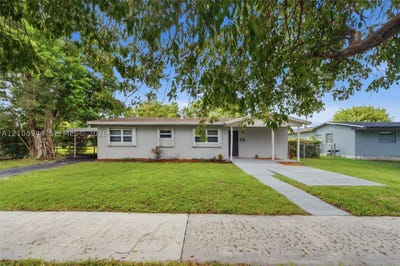 /international/us/1450-nw-175th-st-miami-gardens-fl-110120722261/