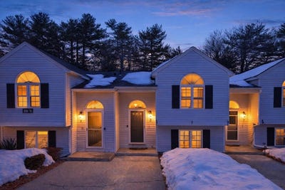 /international/us/115-riverview-pl-southbridge-ma-110106498473/
