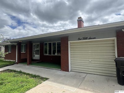 /international/us/157-washington-street-tecumseh-ne-110108478054/