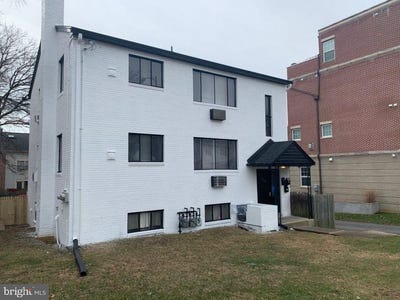/international/us/4206-washington-boulevard-arlington-va-110107309556/