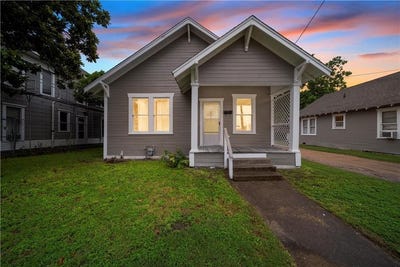 /international/us/400-live-oak-street-marlin-tx-110108494316/