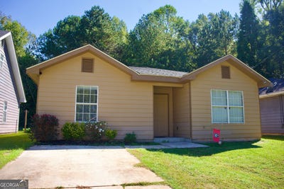 /international/us/203-pine-street-zebulon-ga-110102576372/