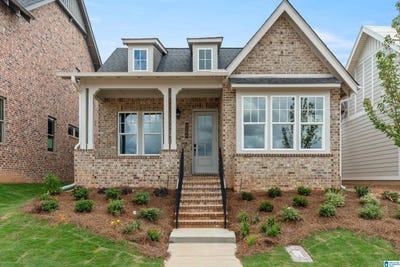 /international/us/4204-longmoor-road-hoover-al-110108384089/