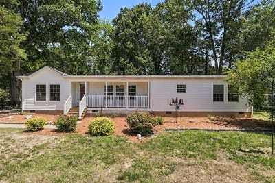 /international/us/331-stratford-st-colonial-beach-va-110108615082/