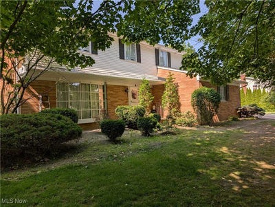 /international/us/24500-westwood-road-westlake-oh-110100799210/