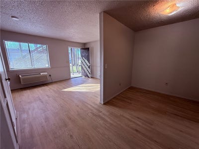 /international/us/1701-s-west-end-street-springdale-ar-110107282709/